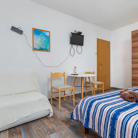 شقة By The Sea Igrane, Makarska - 22690 إيغراني